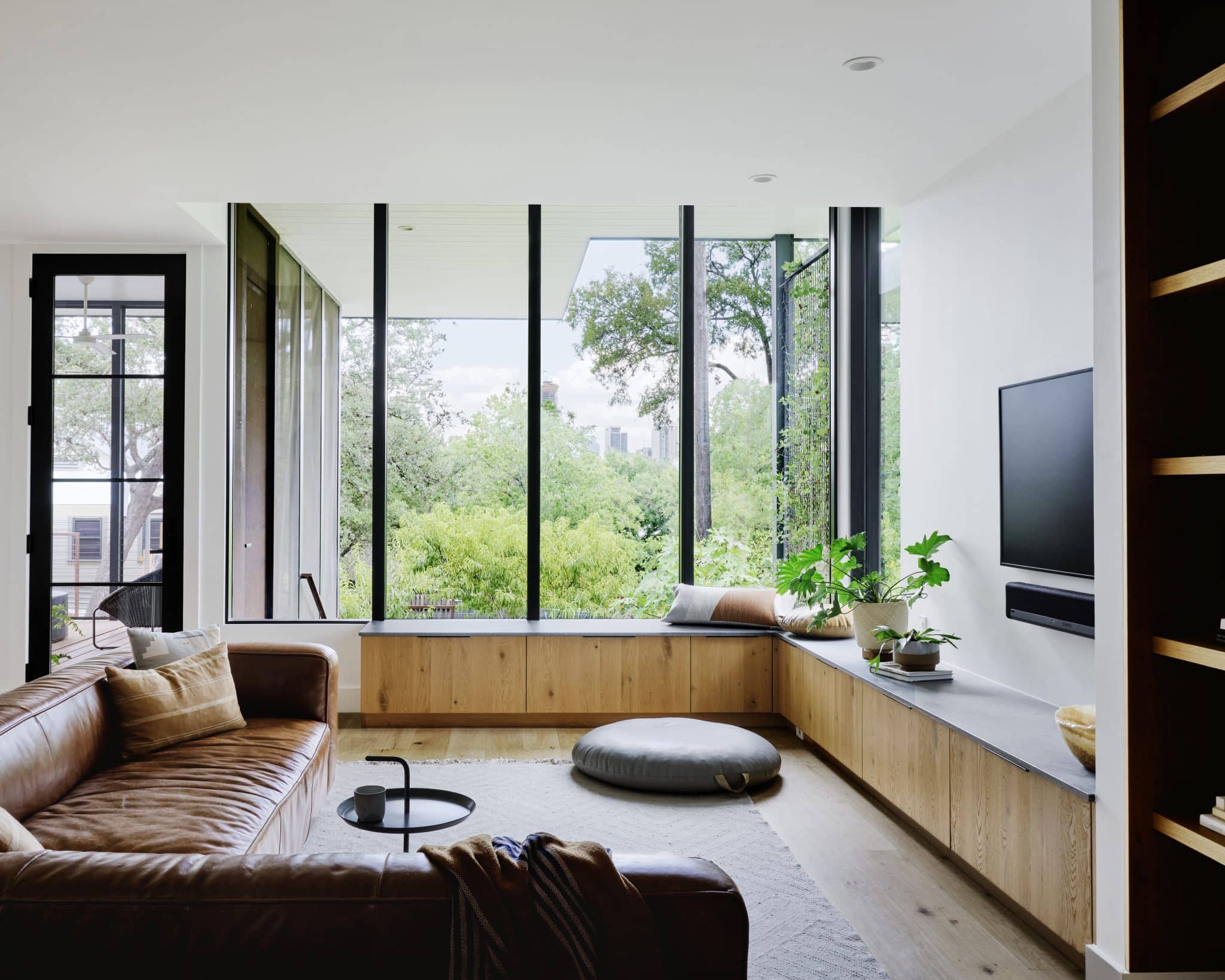 Theresa project featuring Elevate Ultimate and Modern product P